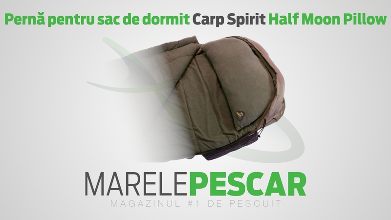 Perna-pentru-sac-de-dormit-Carp-Spirit-Half-Moon-Pillow.jpg