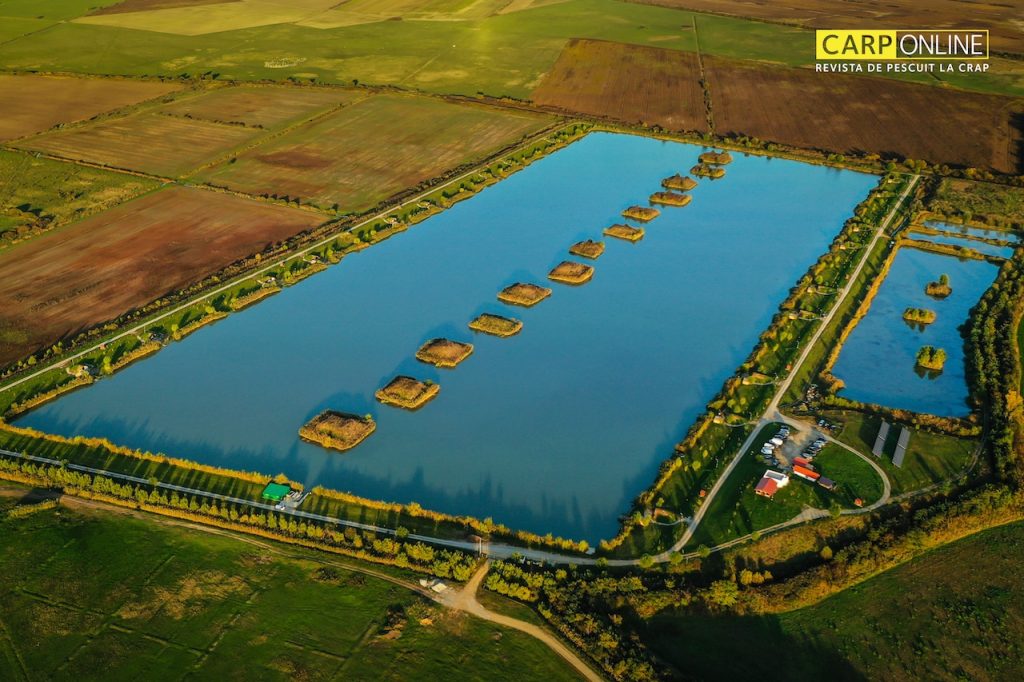Lacul Iannis, crapi mulți și mari